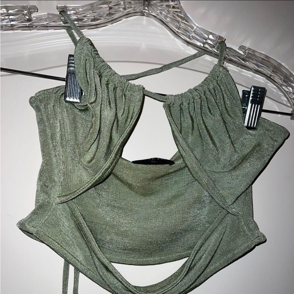 White Fox crop top